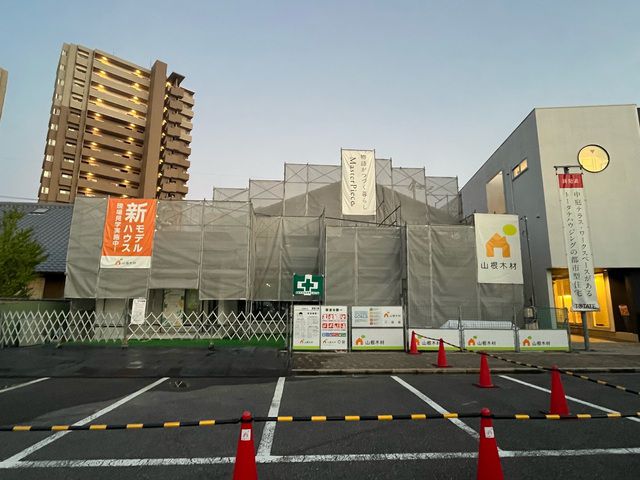 新吉島展示場　途中経過